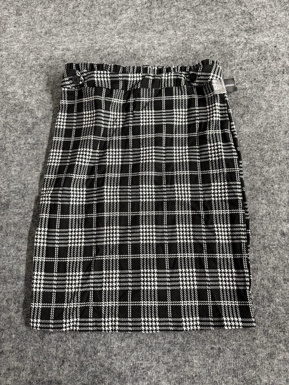 SOHO Apparel Ltd Skirt Women Medium Gray Black Plaid Career Midi Knit N29